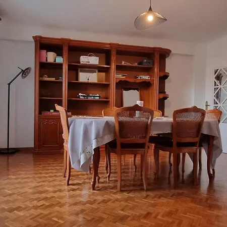 Apartament Grand T3 Centre Climatise Corte (Corsica)